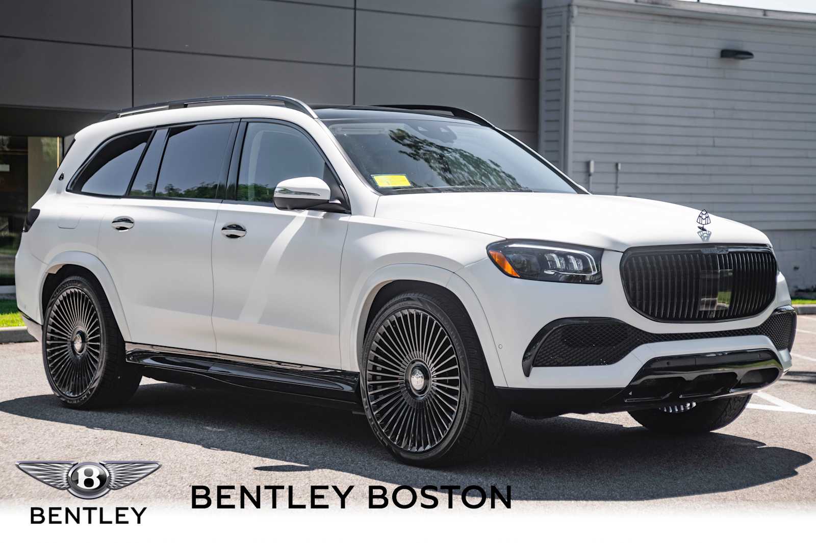 used 2022 Mercedes-Benz Maybach GLS 600 car, priced at $129,998