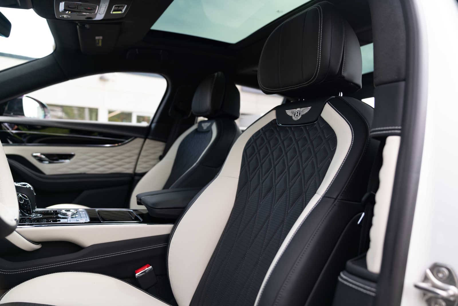 used 2023 Bentley Flying Spur car