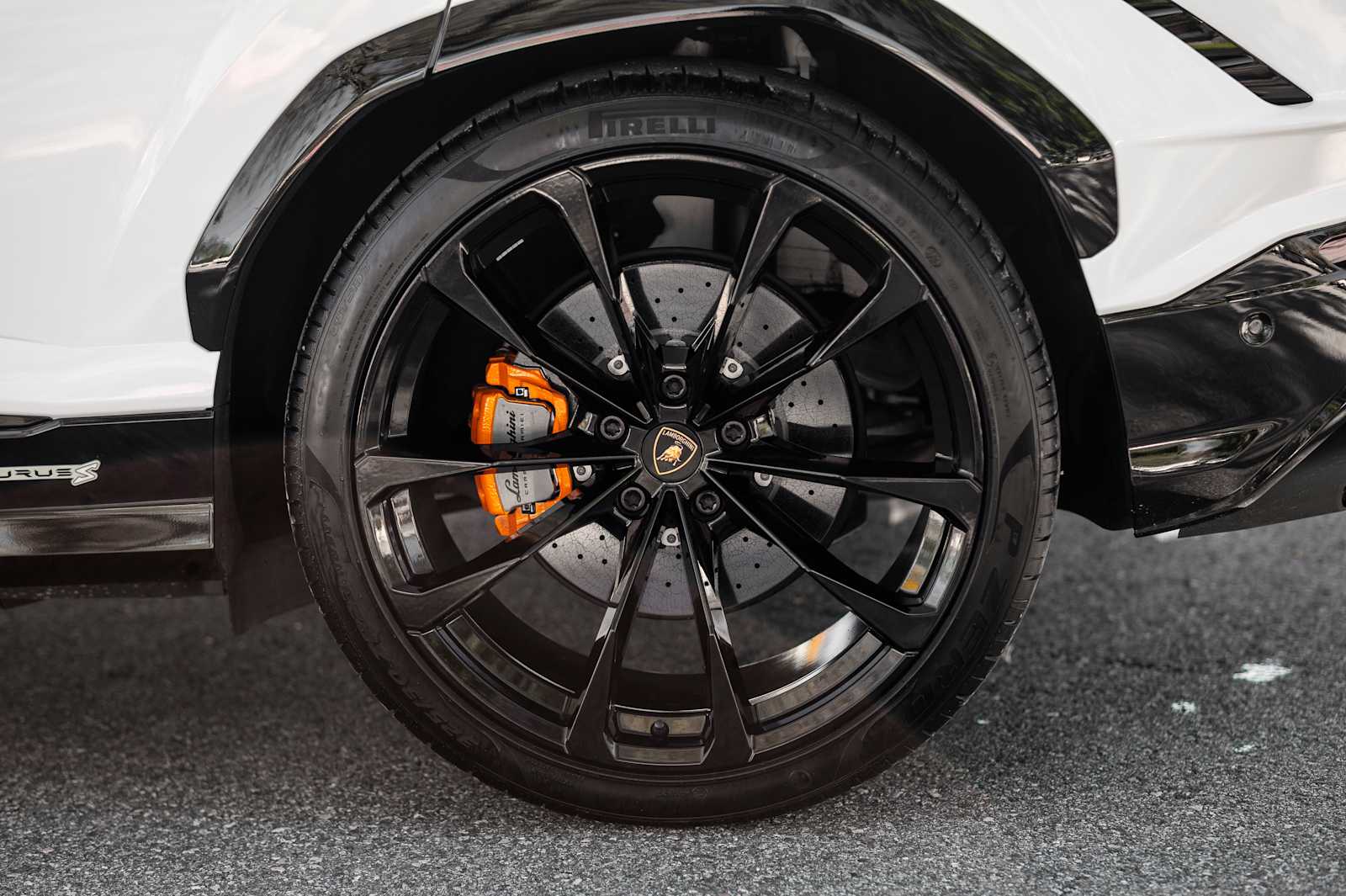 used 2024 Lamborghini Urus car, priced at $267,497