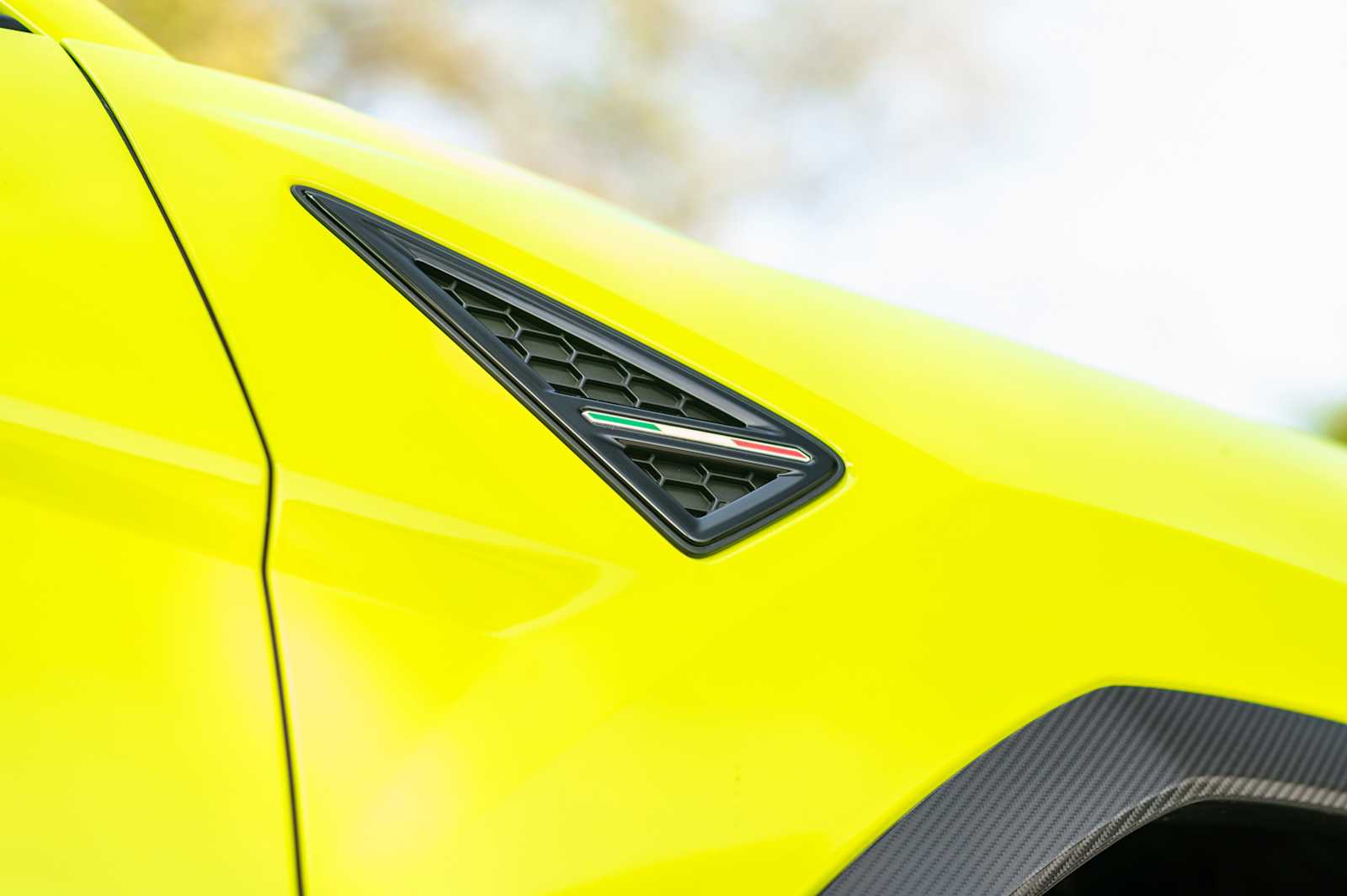 used 2024 Lamborghini Urus car, priced at $295,497