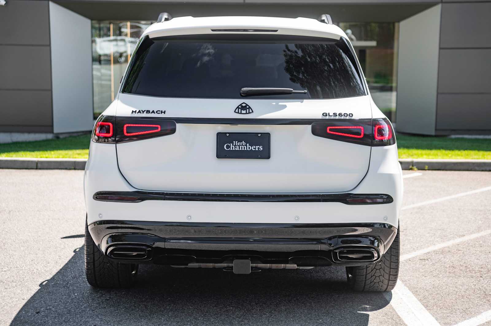 used 2022 Mercedes-Benz Maybach GLS 600 car, priced at $129,998