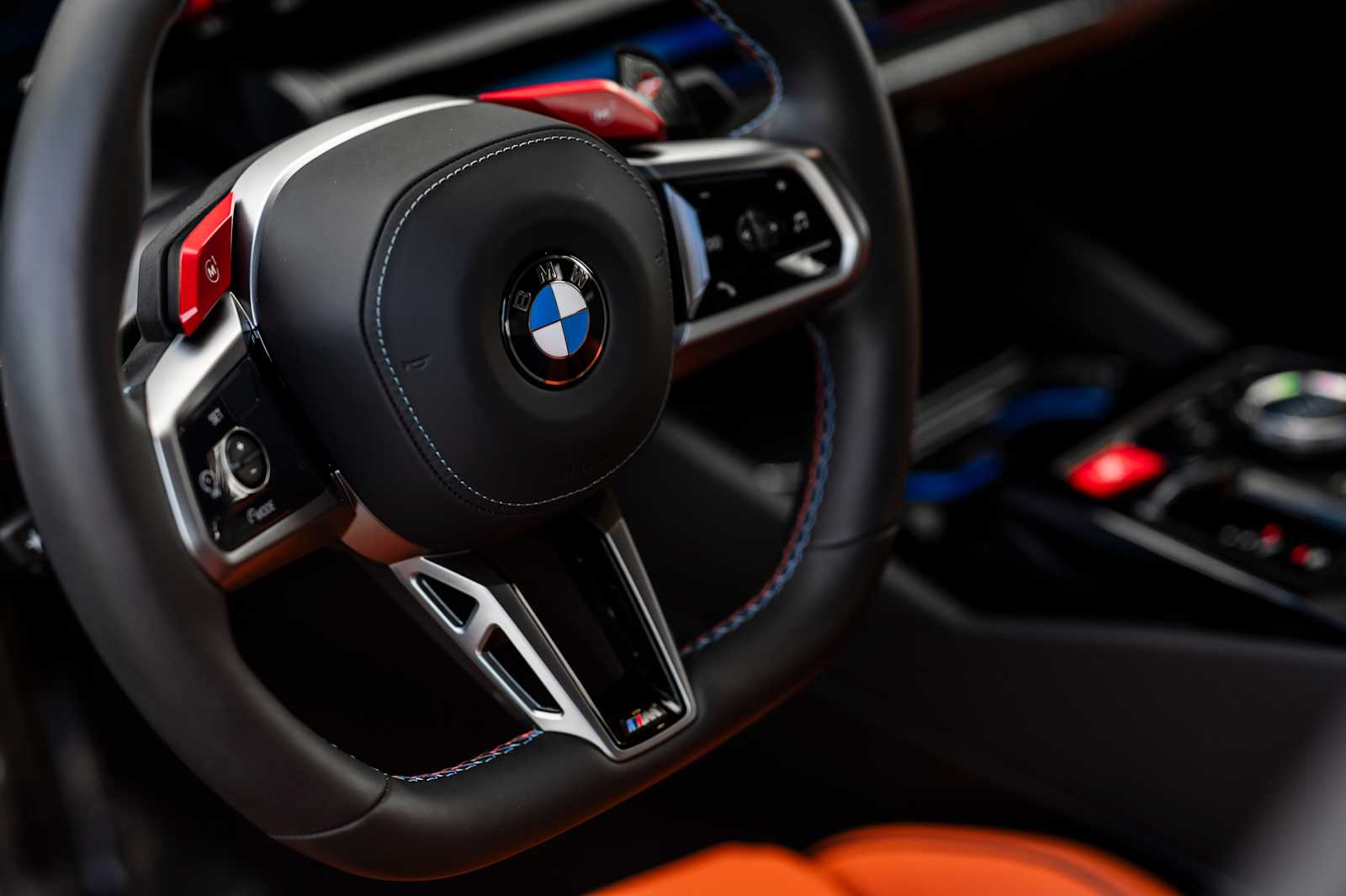 used 2025 BMW M5 car, priced at $118,997