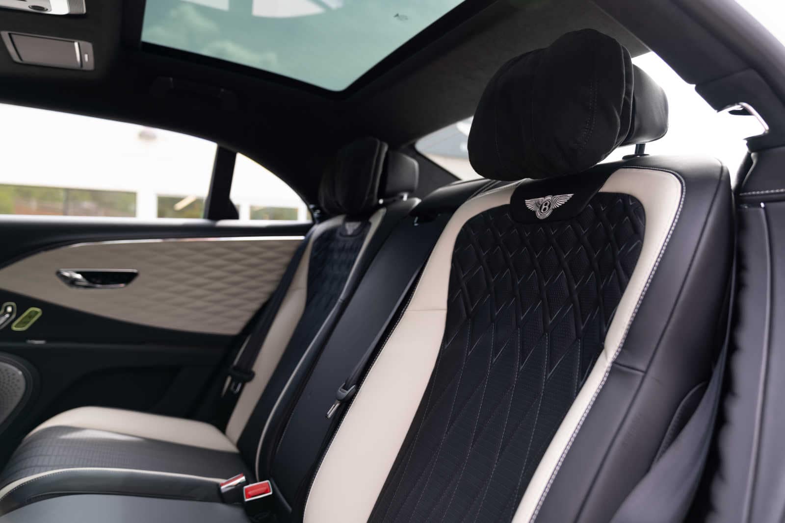 used 2023 Bentley Flying Spur car