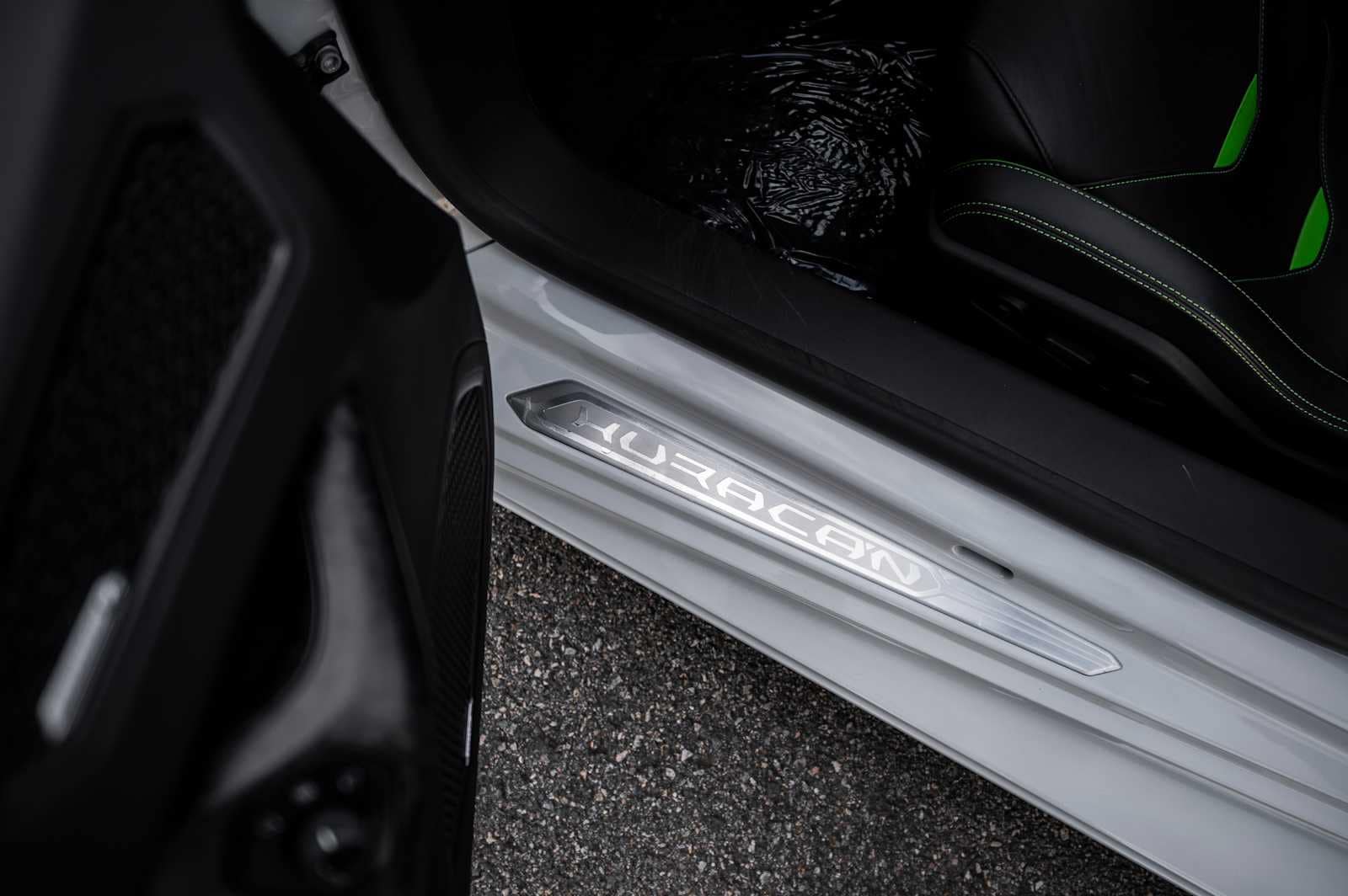 used 2020 Lamborghini Huracan EVO car, priced at $288,497