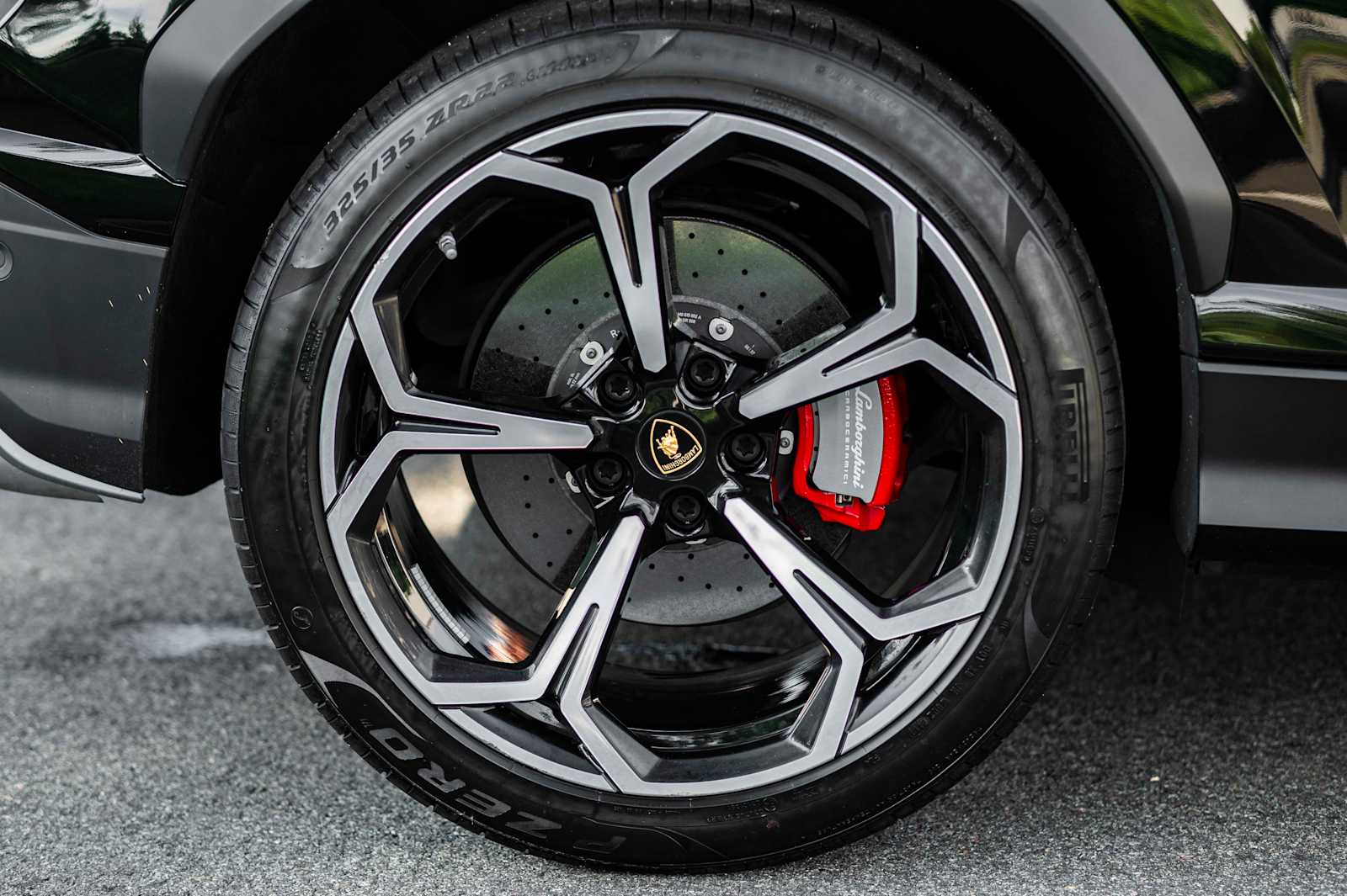 used 2020 Lamborghini Urus car, priced at $189,497