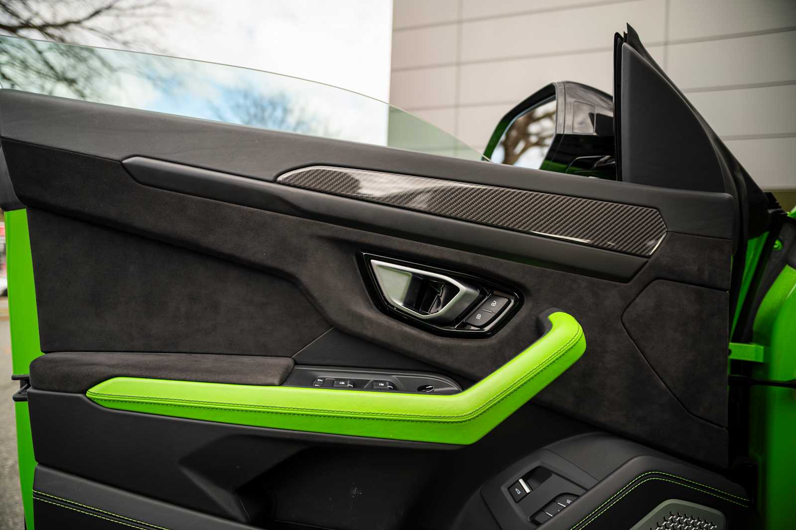 used 2021 Lamborghini Urus car, priced at $203,497