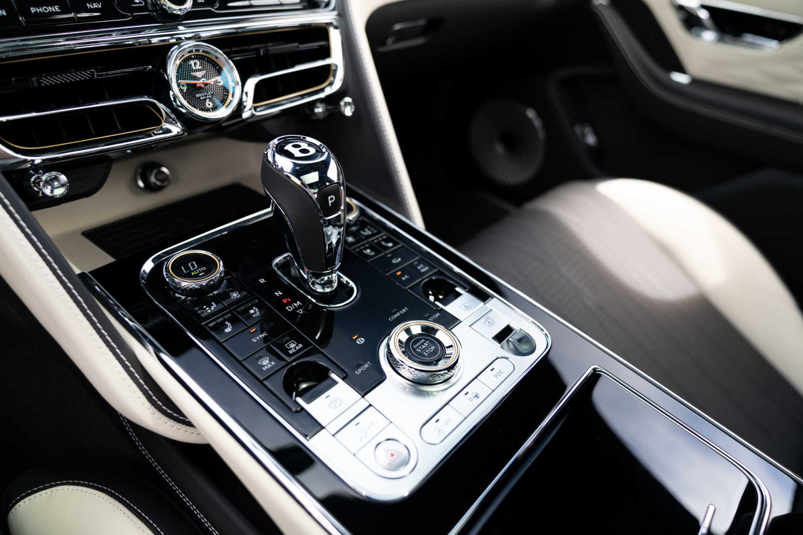 used 2023 Bentley Flying Spur car