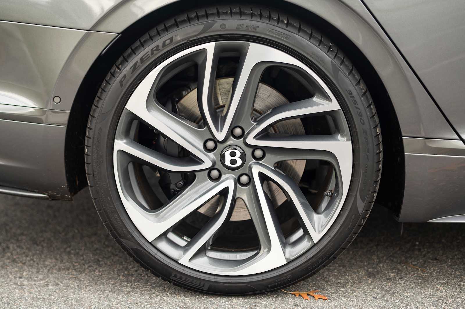 used 2025 Bentley Flying Spur car