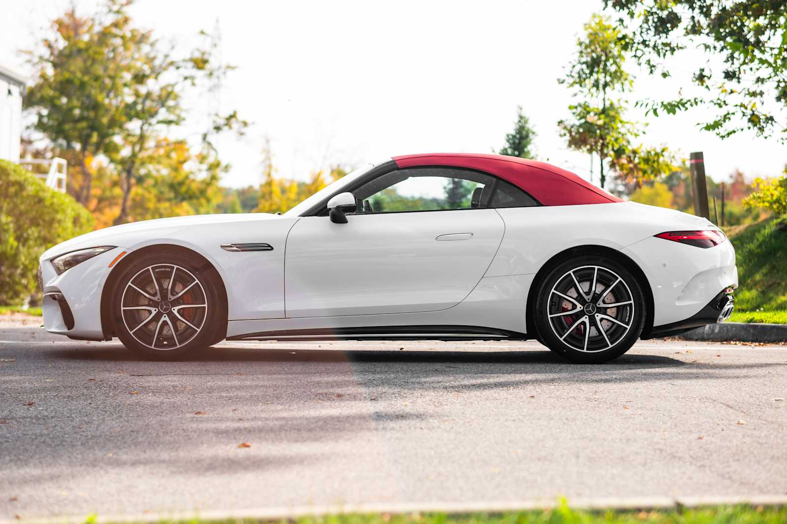 used 2023 Mercedes-Benz AMG SL 55 car, priced at $97,497