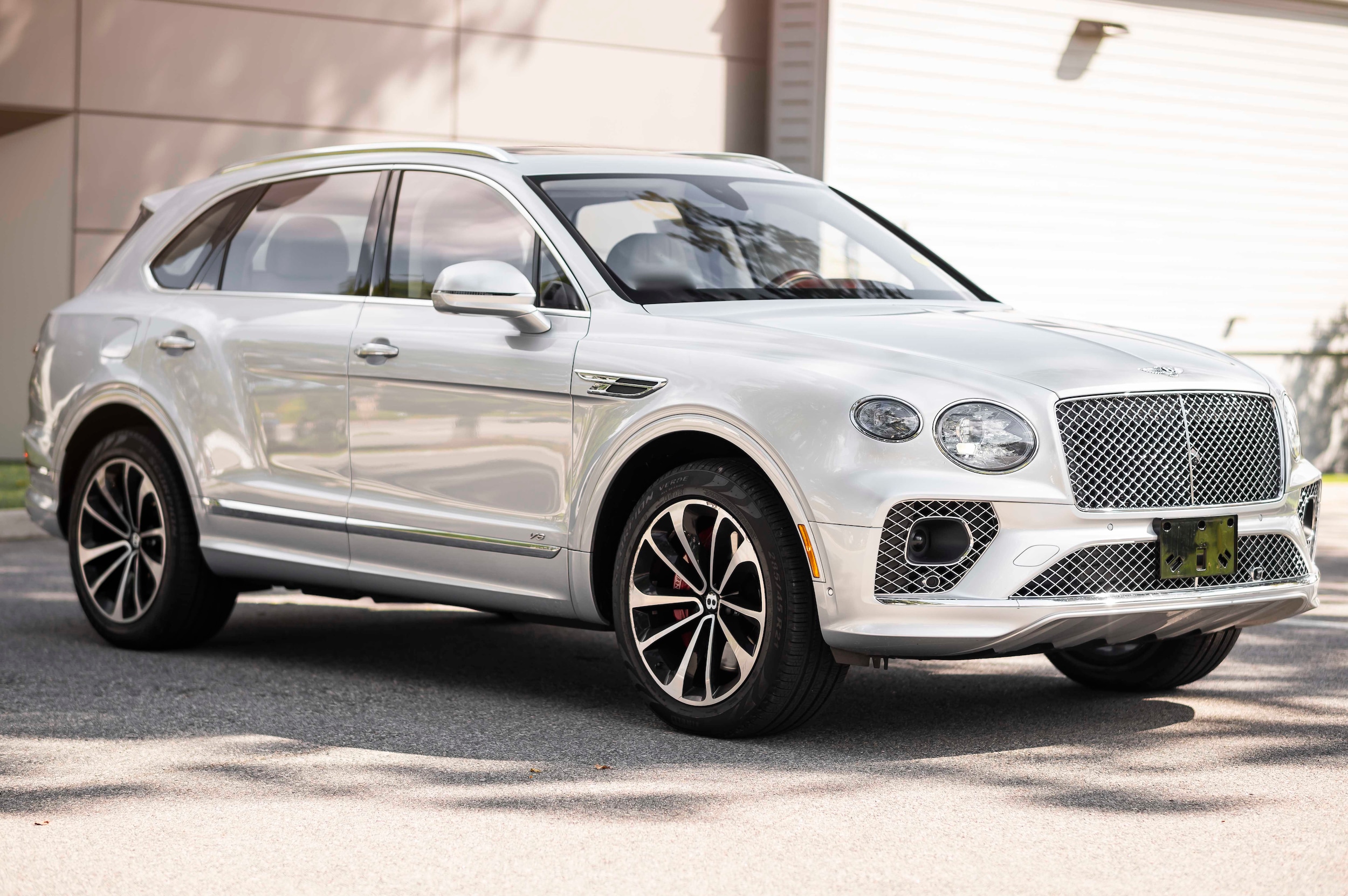 used 2022 Bentley Bentayga car
