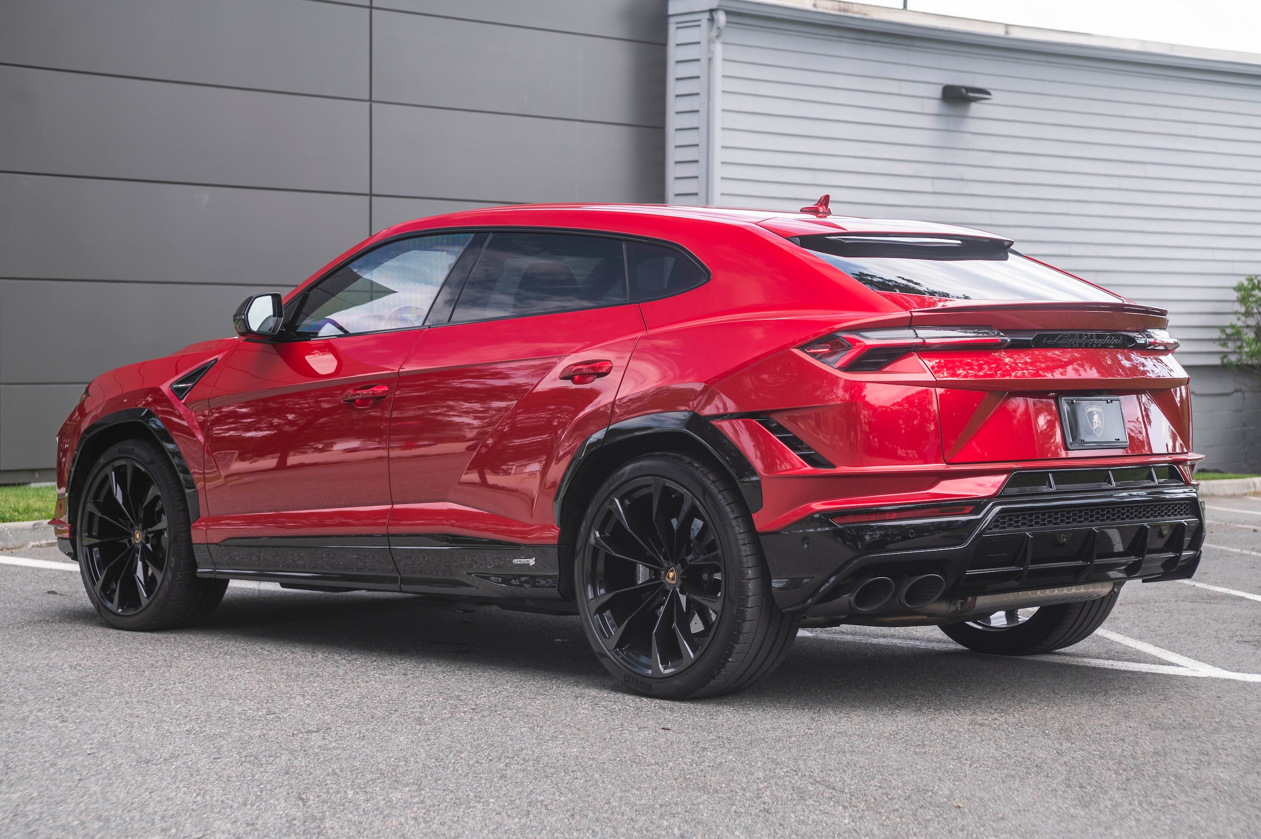 used 2023 Lamborghini Urus car, priced at $246,198