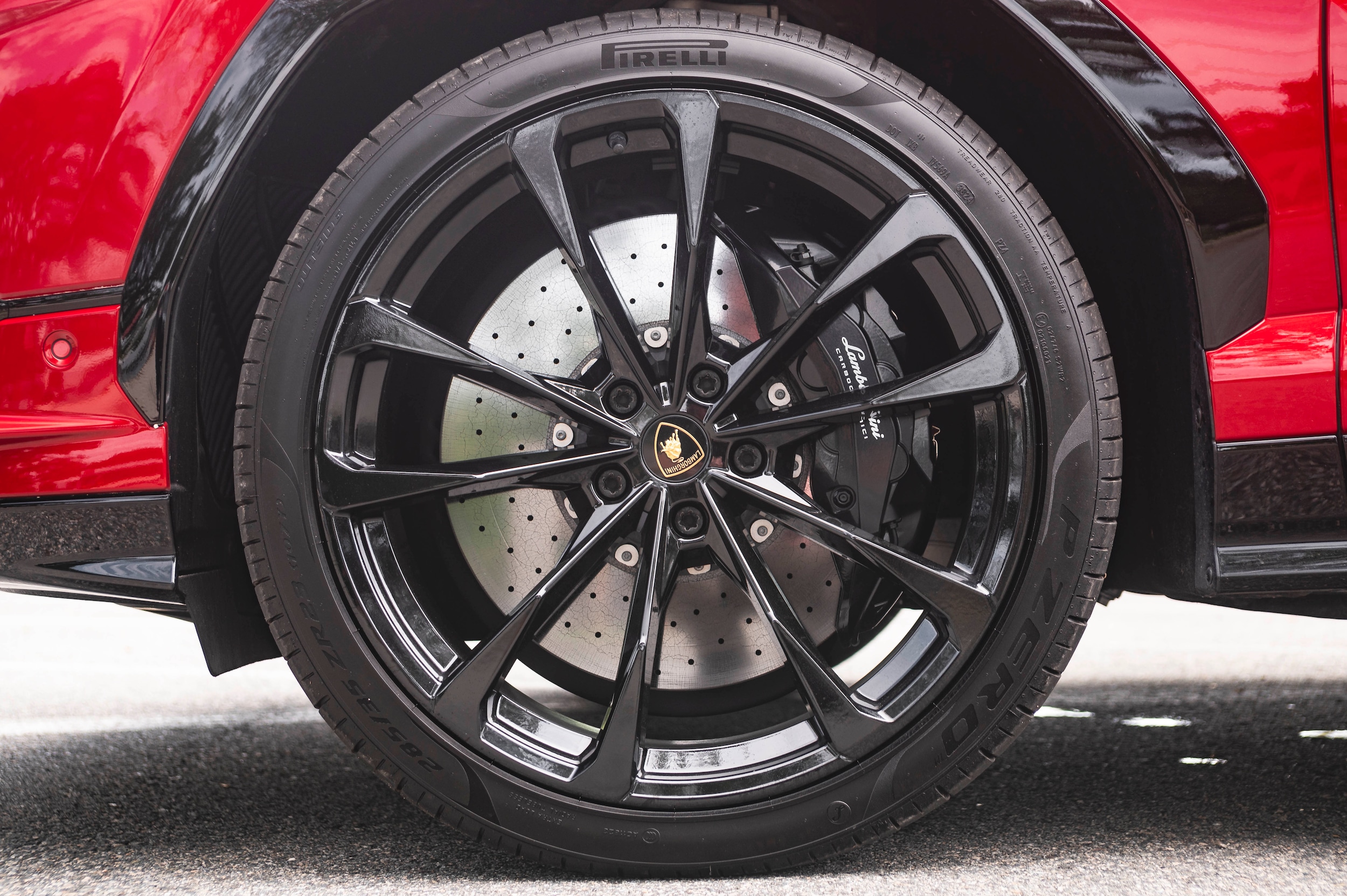 used 2023 Lamborghini Urus car, priced at $246,198