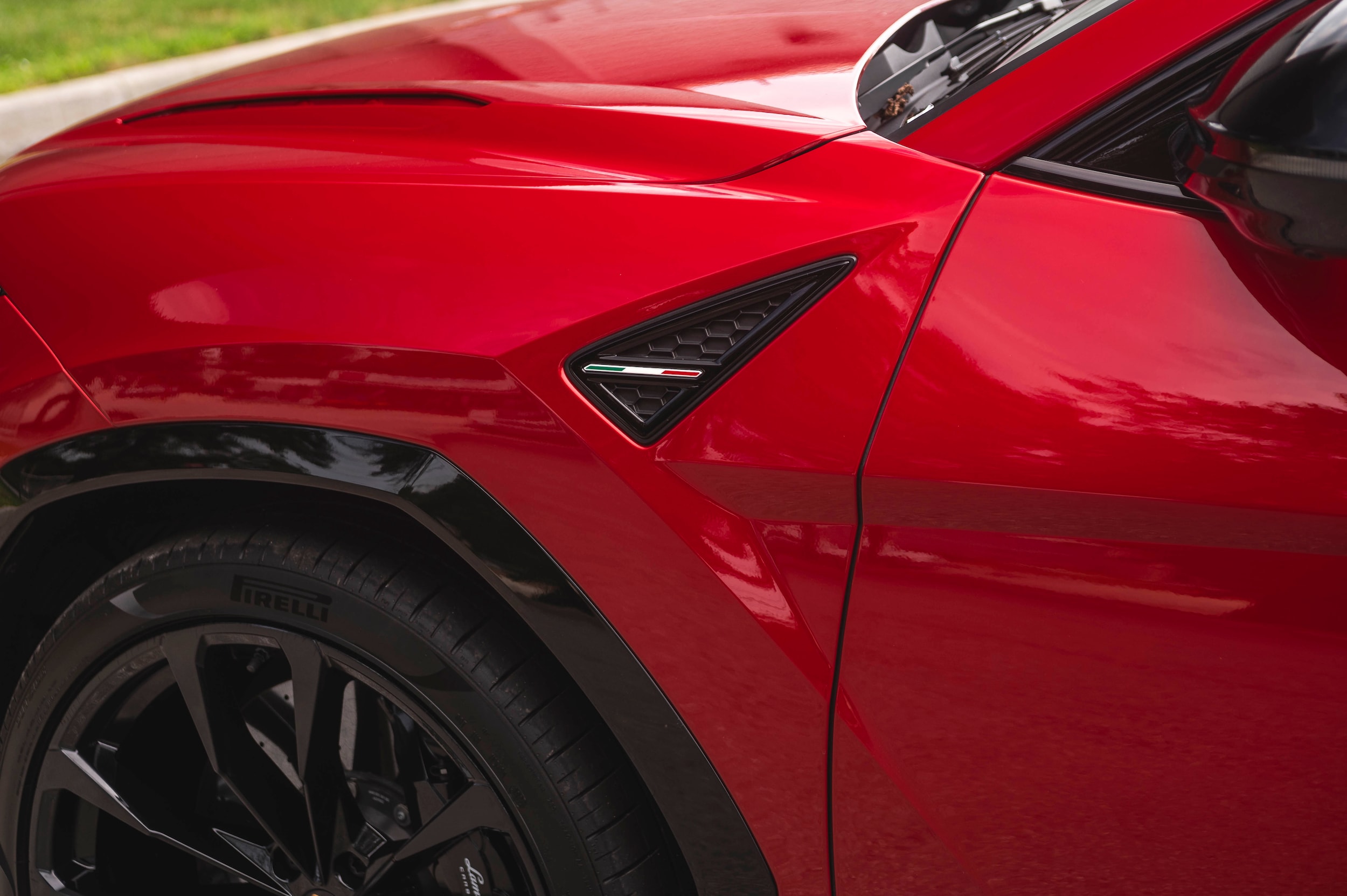 used 2023 Lamborghini Urus car, priced at $246,198