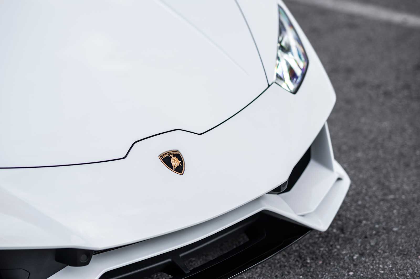 used 2020 Lamborghini Huracan EVO car, priced at $288,497