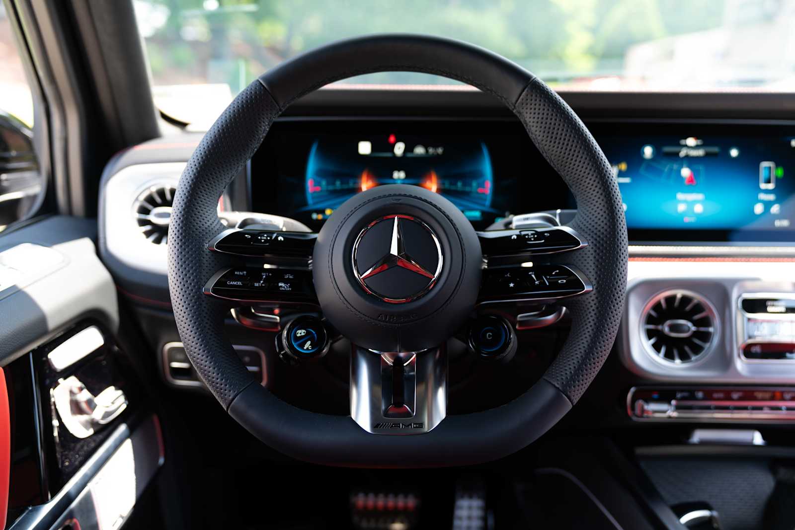 used 2025 Mercedes-Benz AMG G 63 car, priced at $227,998
