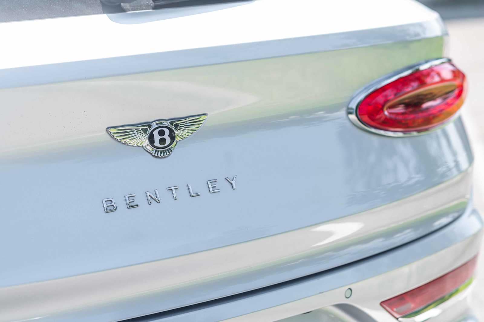 used 2022 Bentley Bentayga car
