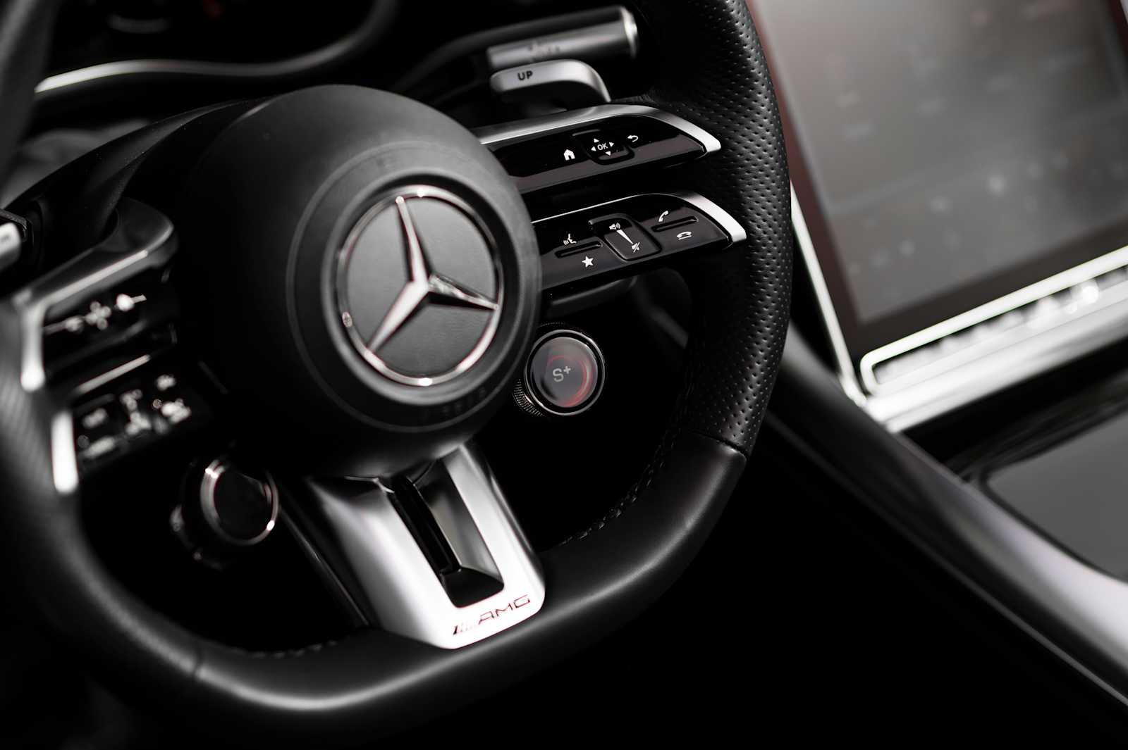 used 2023 Mercedes-Benz AMG SL 55 car, priced at $97,497