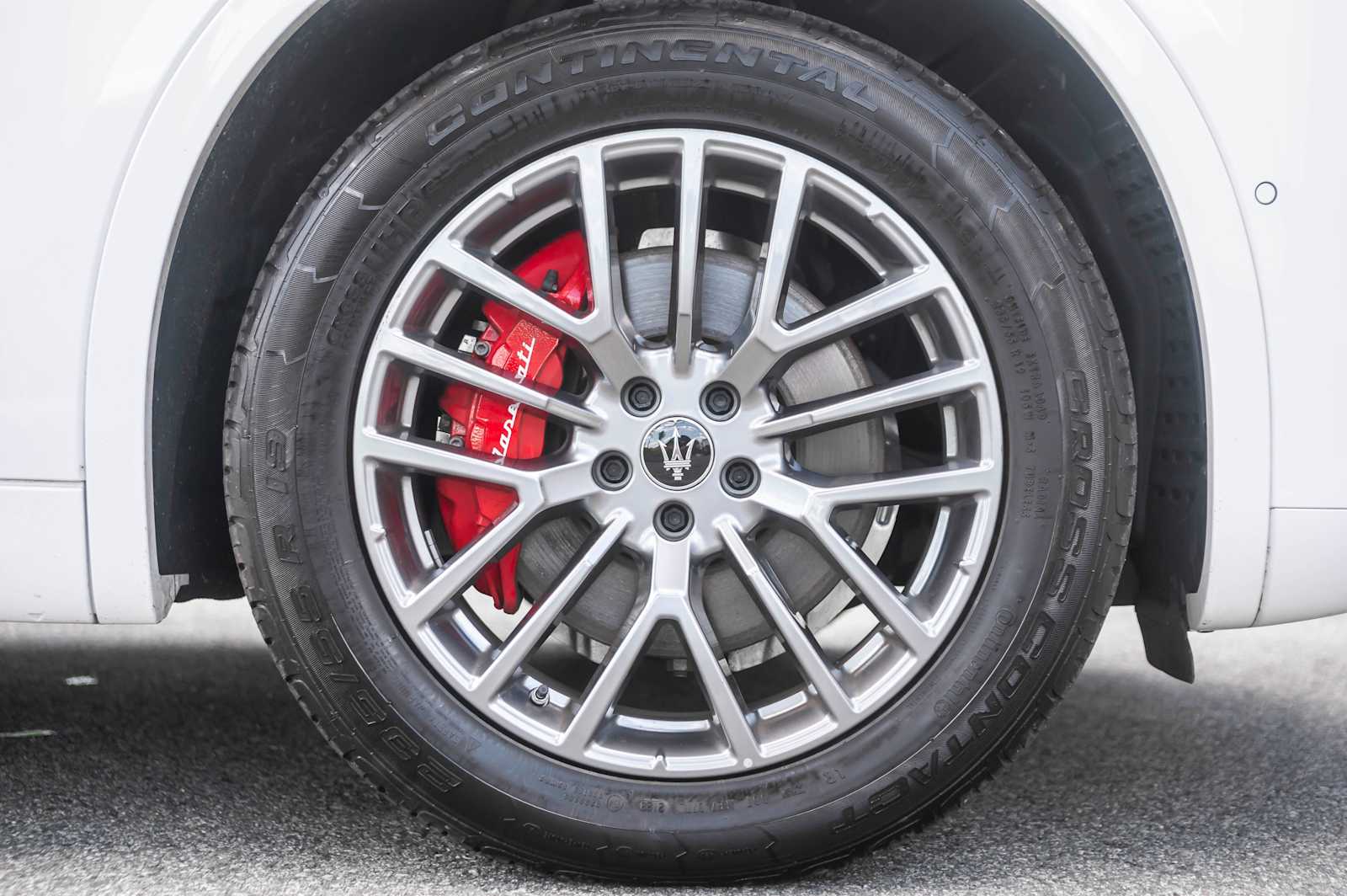 used 2024 Maserati Grecale car, priced at $54,998