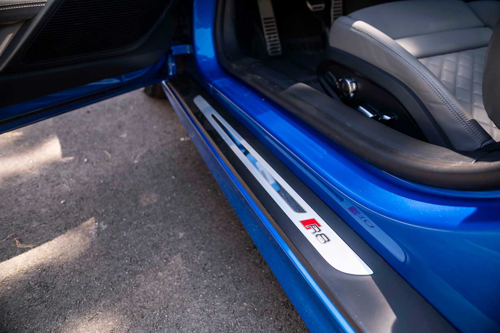 used 2018 Audi R8 car, priced at $140,497