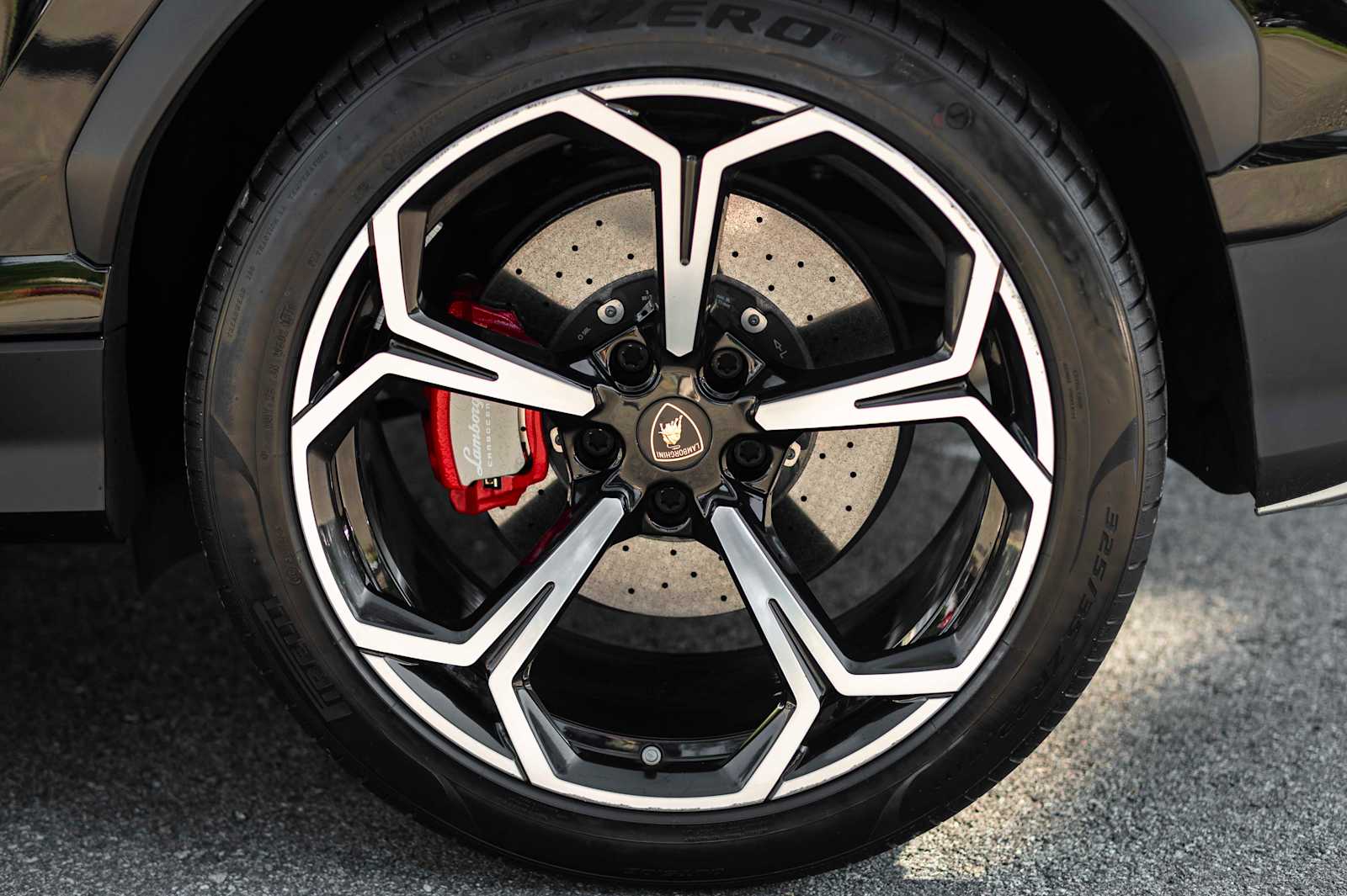 used 2020 Lamborghini Urus car, priced at $189,497