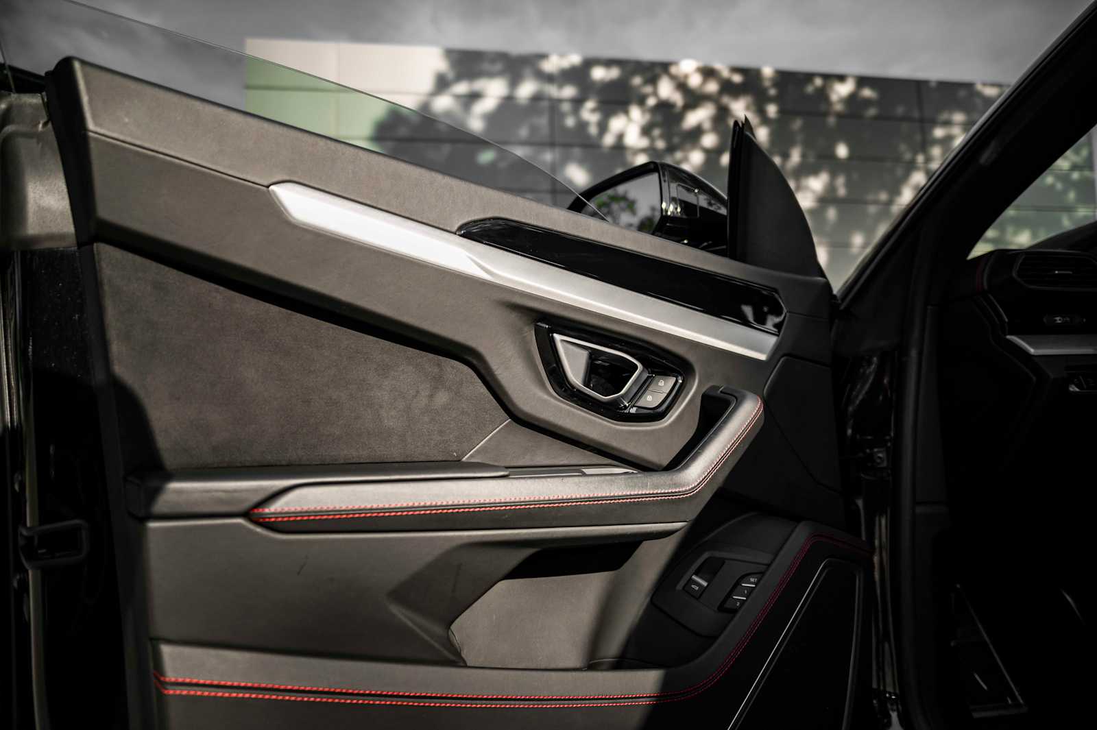 used 2020 Lamborghini Urus car, priced at $189,497