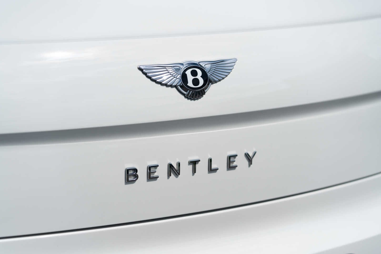 used 2023 Bentley Flying Spur car