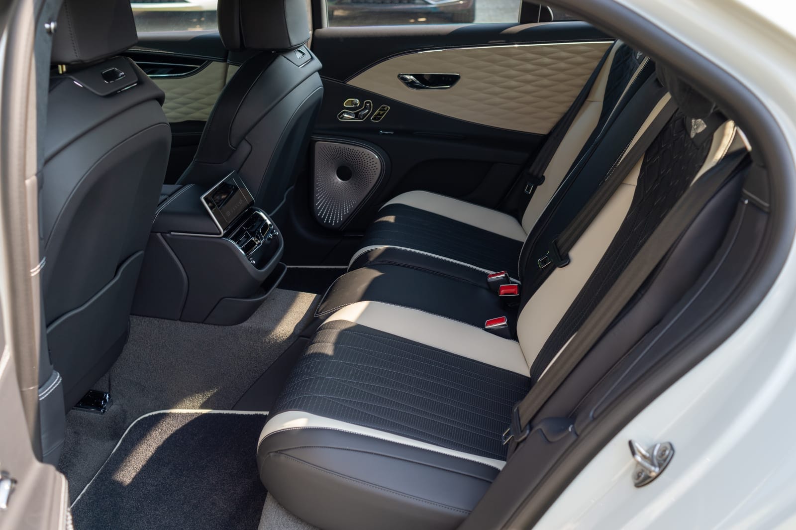 used 2023 Bentley Flying Spur car
