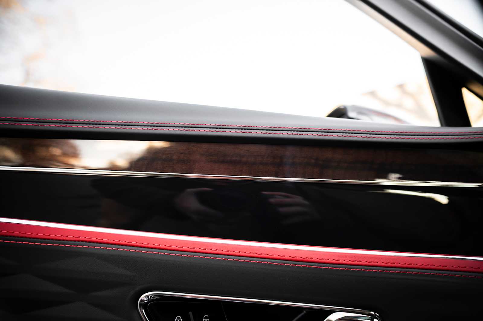 used 2023 Bentley Flying Spur car