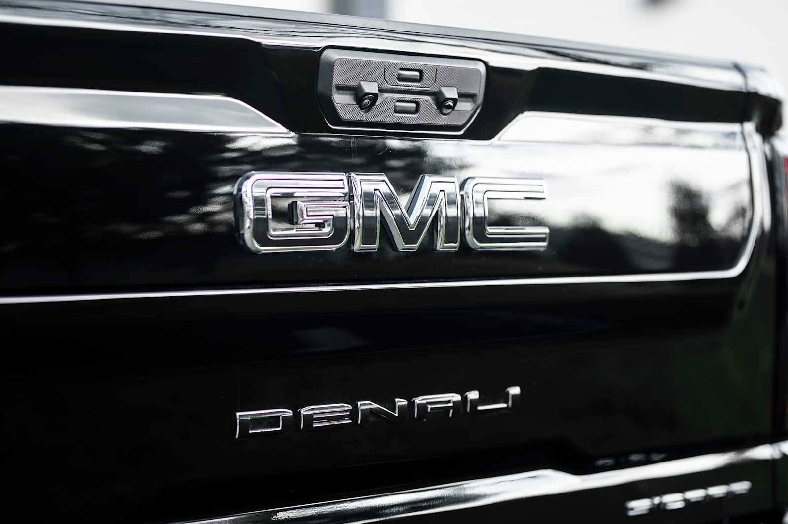 used 2024 GMC Sierra 2500 HD car, priced at $81,997