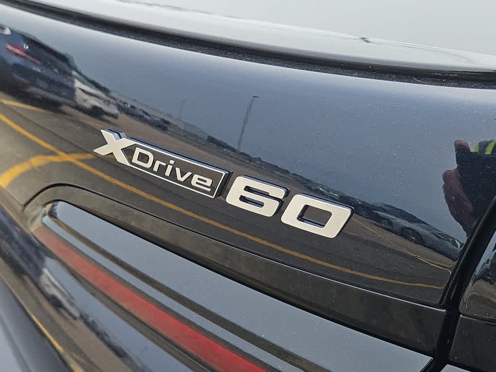 new 2025 BMW i7 car, priced at $141,075