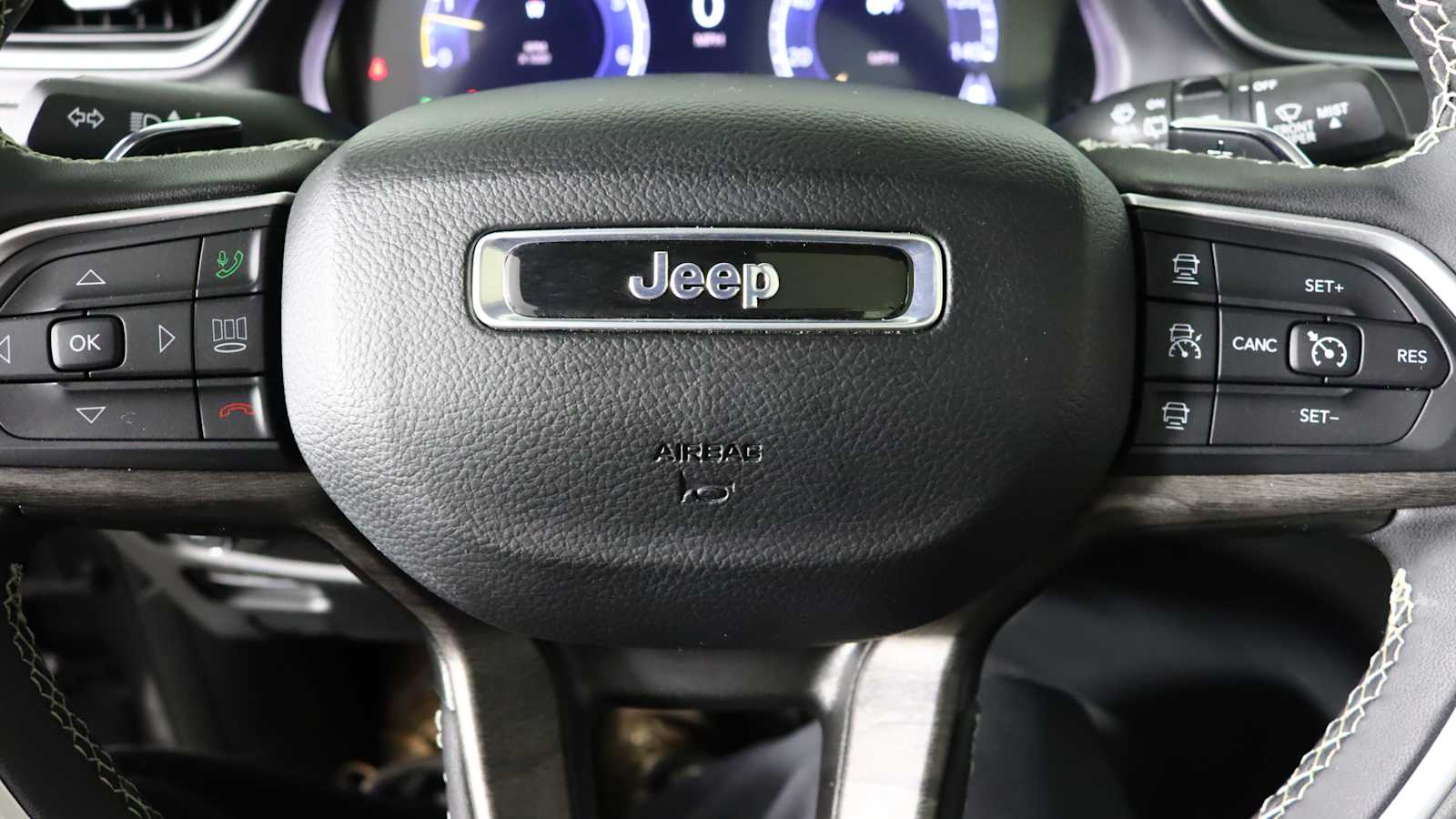 used 2024 Jeep Grand Cherokee car, priced at $36,963