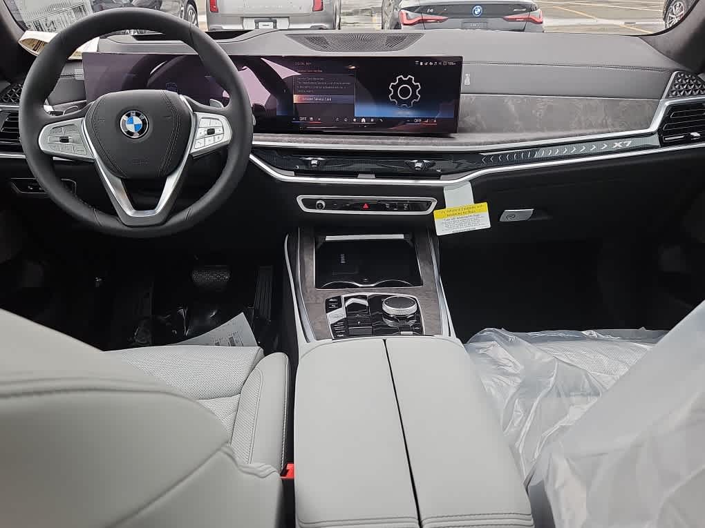 new 2026 BMW X7 car, priced at $94,115