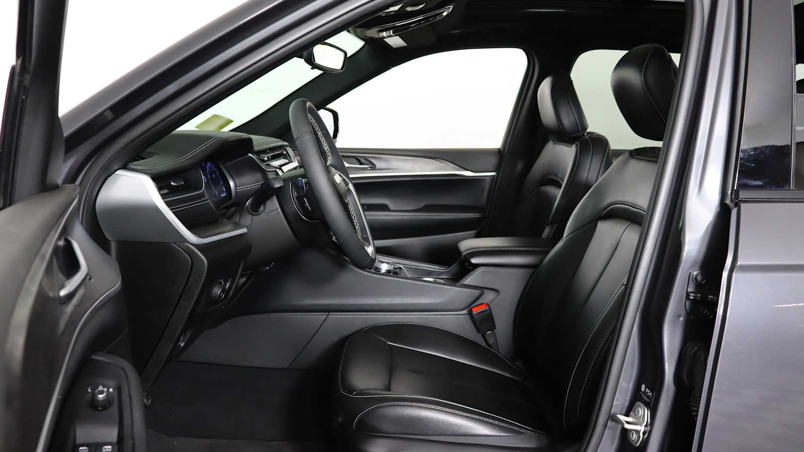 used 2024 Jeep Grand Cherokee car, priced at $36,963