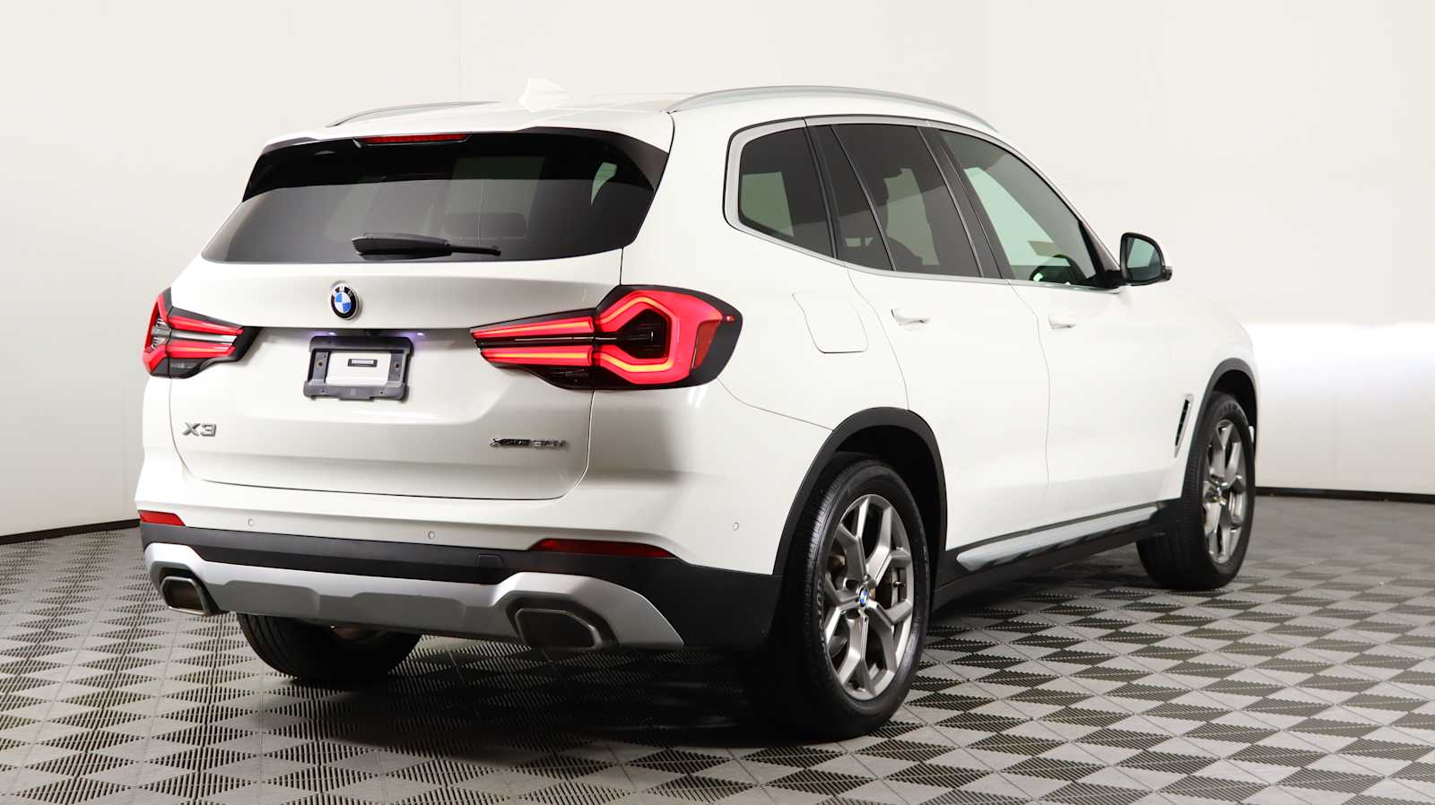 used 2023 BMW X3 car, priced at $38,898