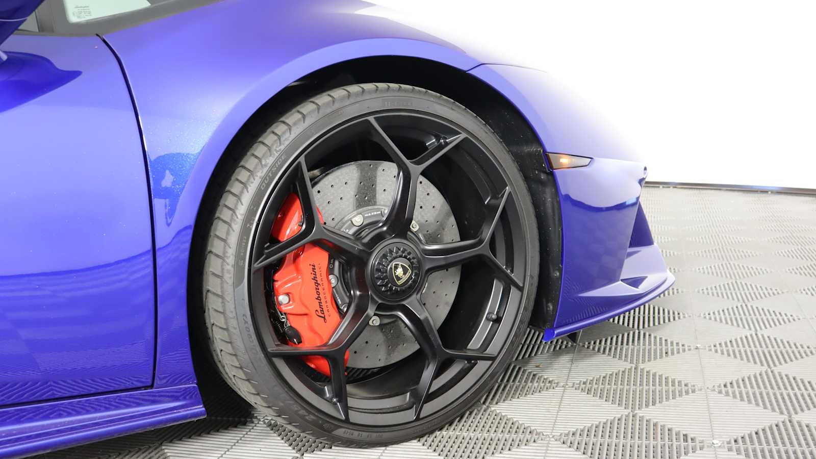 used 2022 Lamborghini Huracan EVO car, priced at $278,798
