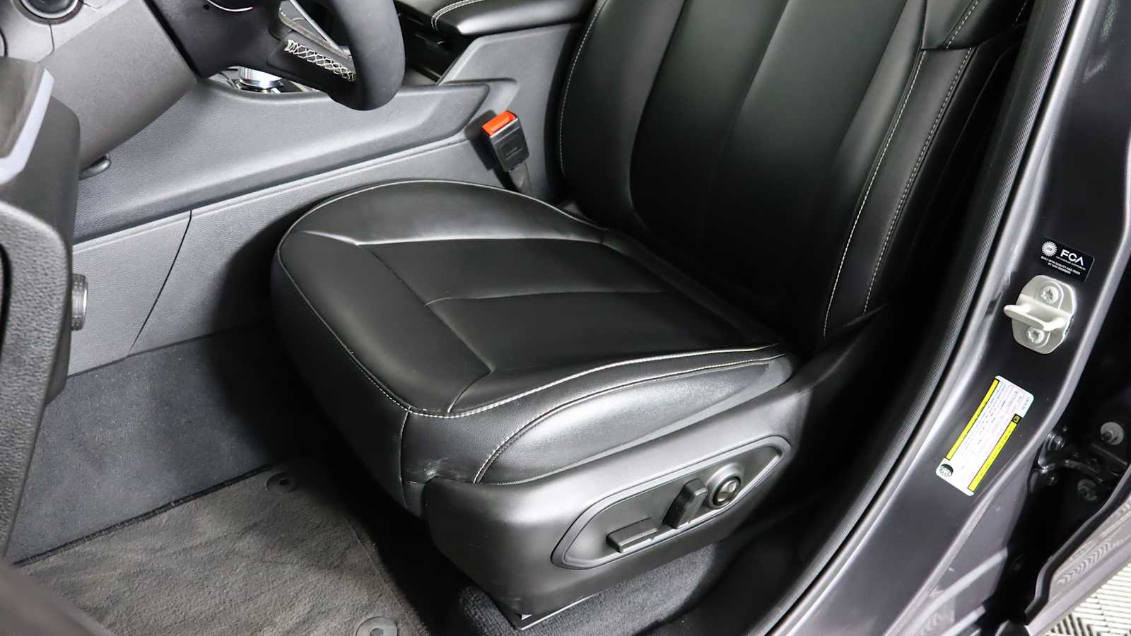 used 2024 Jeep Grand Cherokee car, priced at $36,963