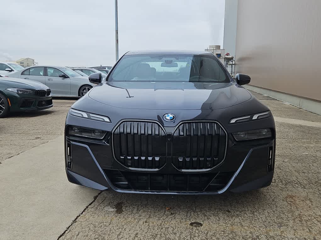 new 2025 BMW i7 car, priced at $129,775