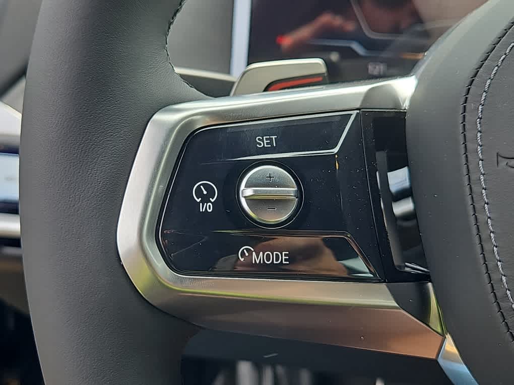 new 2025 BMW i7 car, priced at $141,075