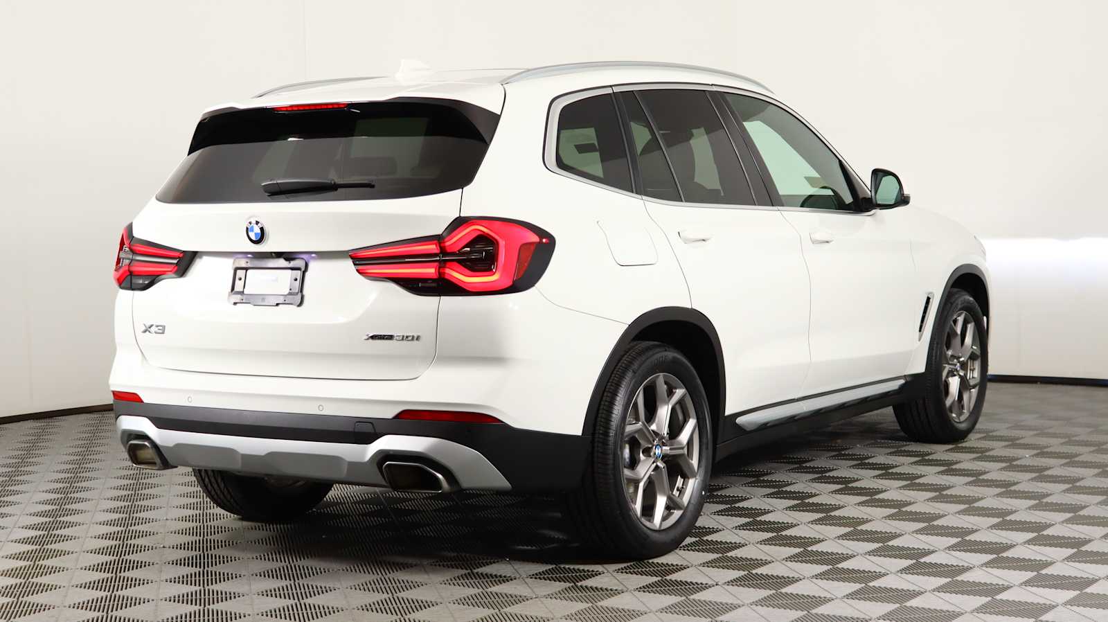 used 2022 BMW X3 car, priced at $32,868
