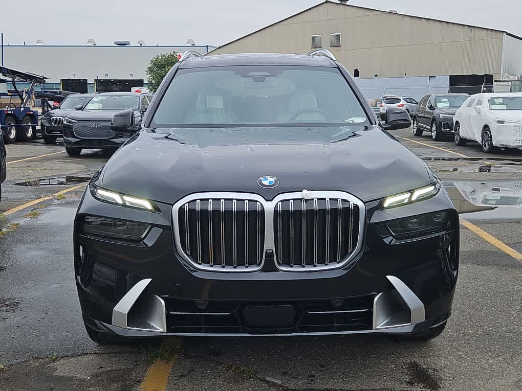 new 2026 BMW X7 car, priced at $94,115