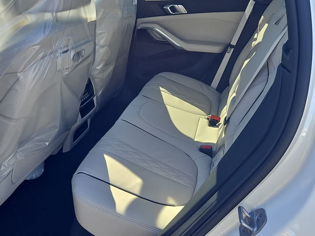 new 2026 BMW X6 car, priced at $84,125
