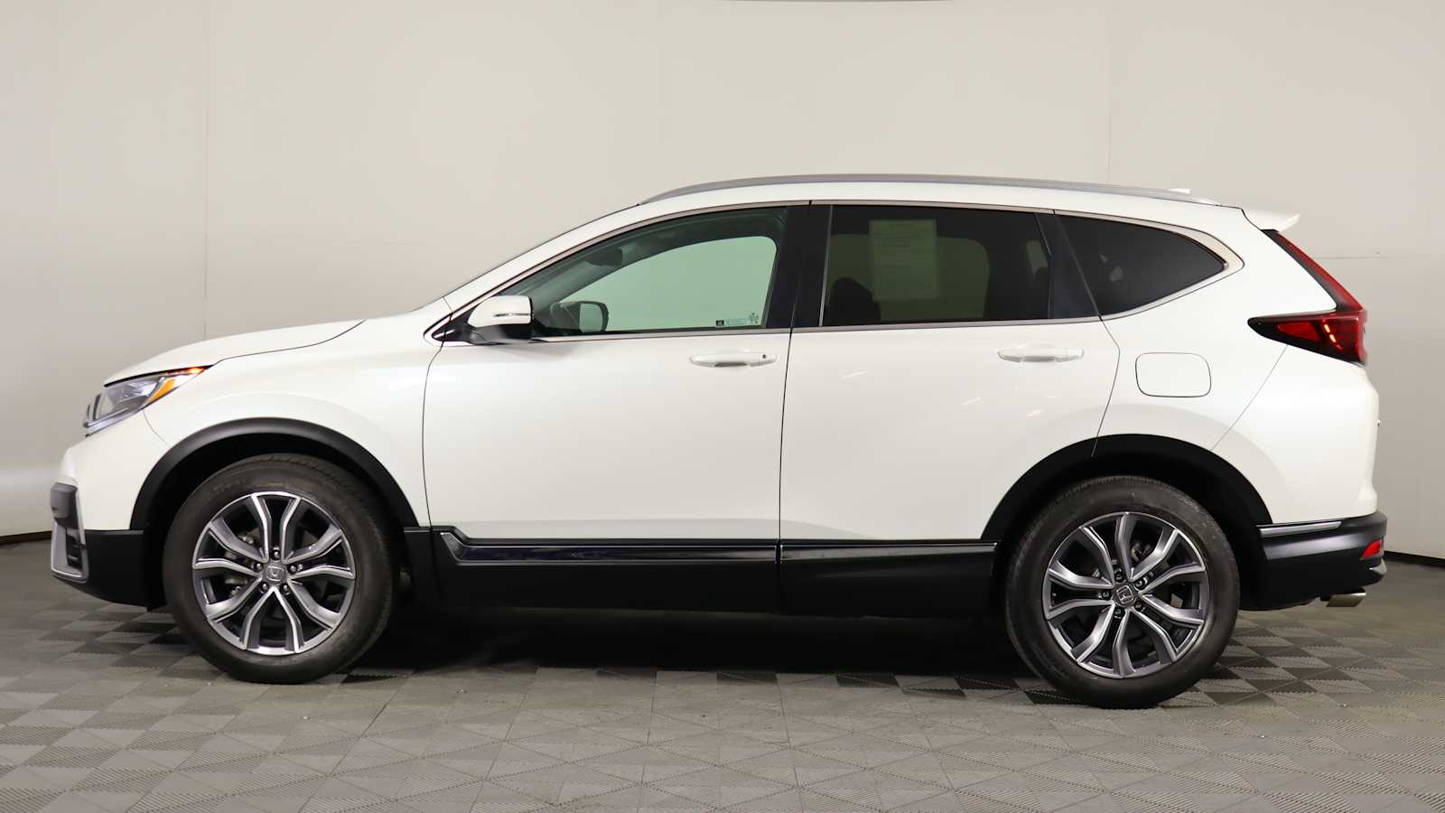 used 2020 Honda CR-V car, priced at $26,768