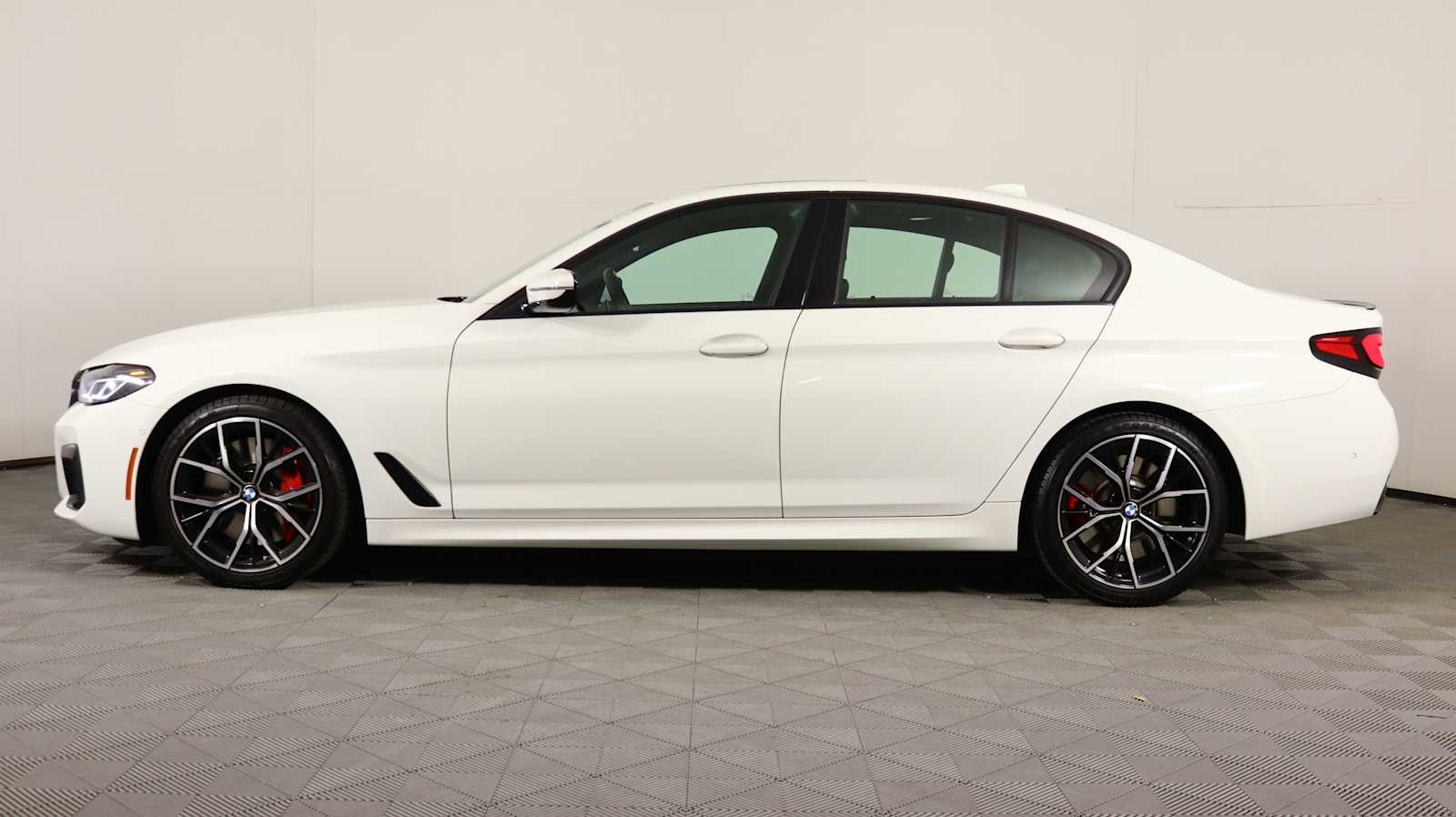 used 2023 BMW 540i car, priced at $51,863
