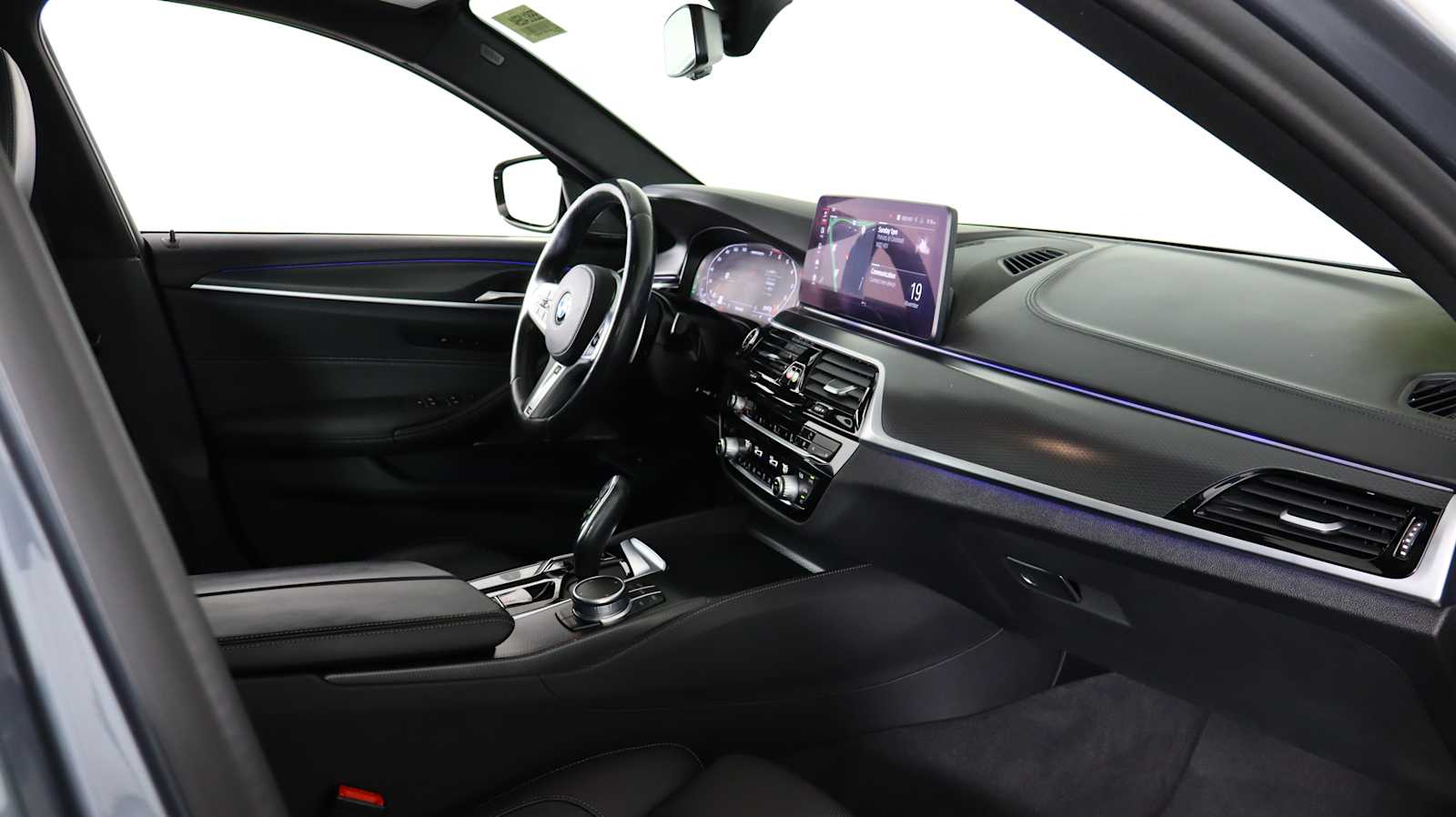 used 2021 BMW M550i car, priced at $46,837