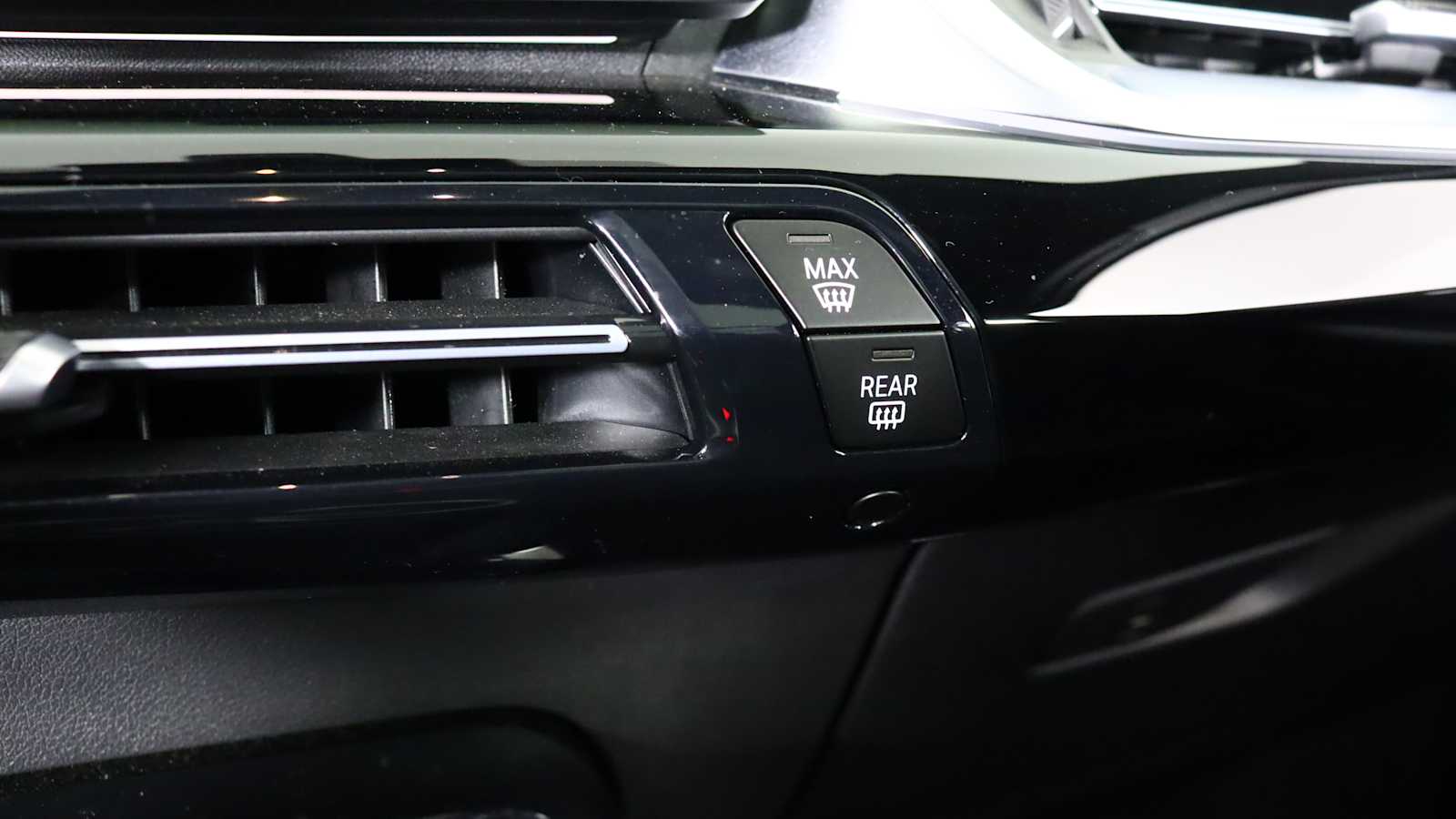 used 2025 BMW X1 car, priced at $37,279