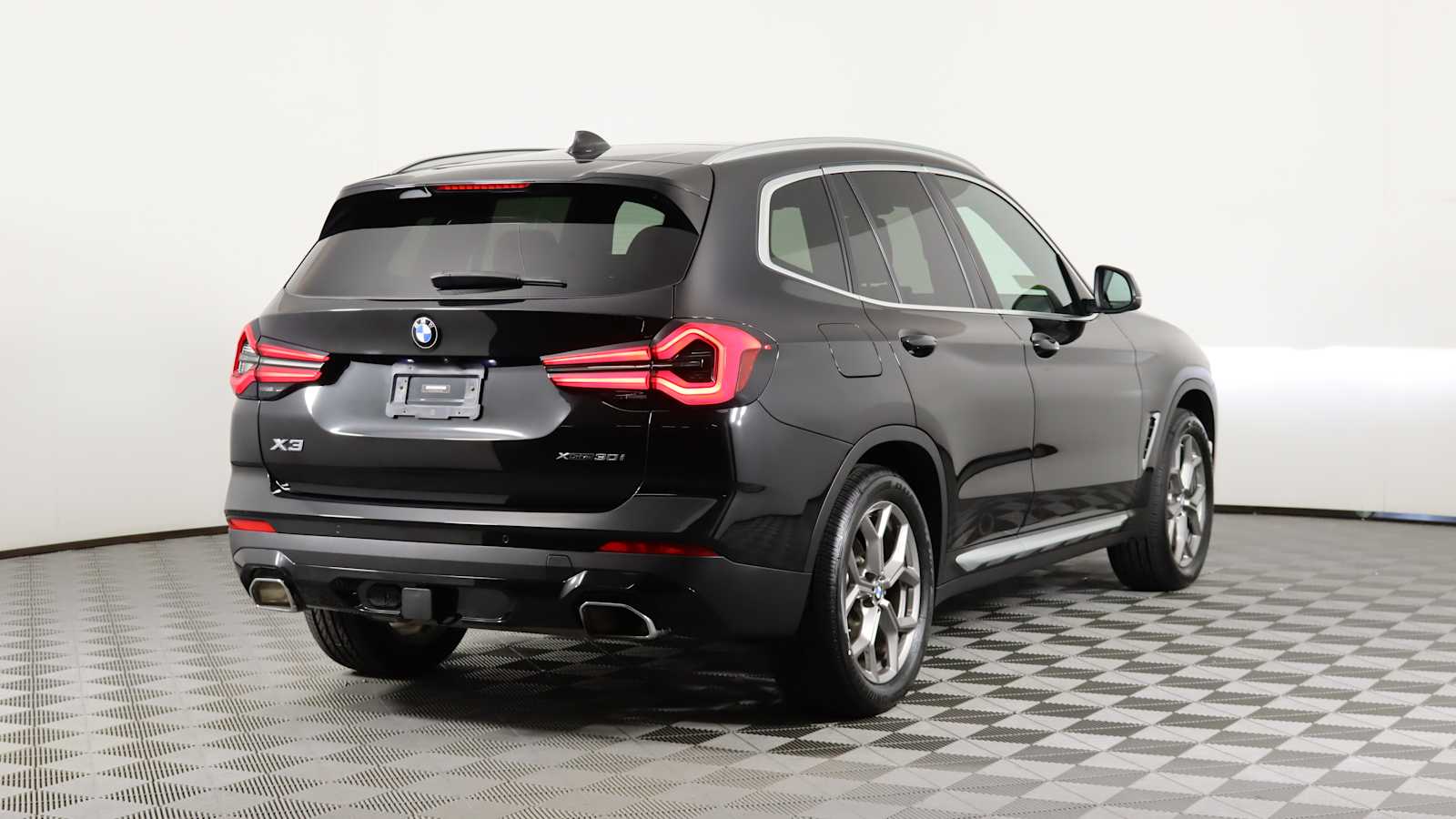 used 2022 BMW X3 car, priced at $38,898