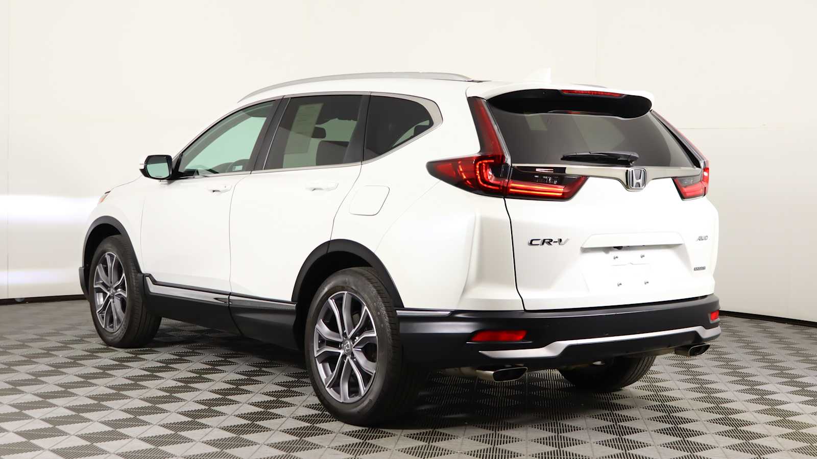 used 2020 Honda CR-V car, priced at $26,768