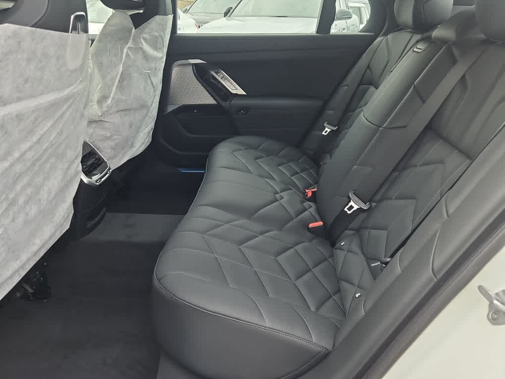 new 2025 BMW 7-Series car, priced at $115,330