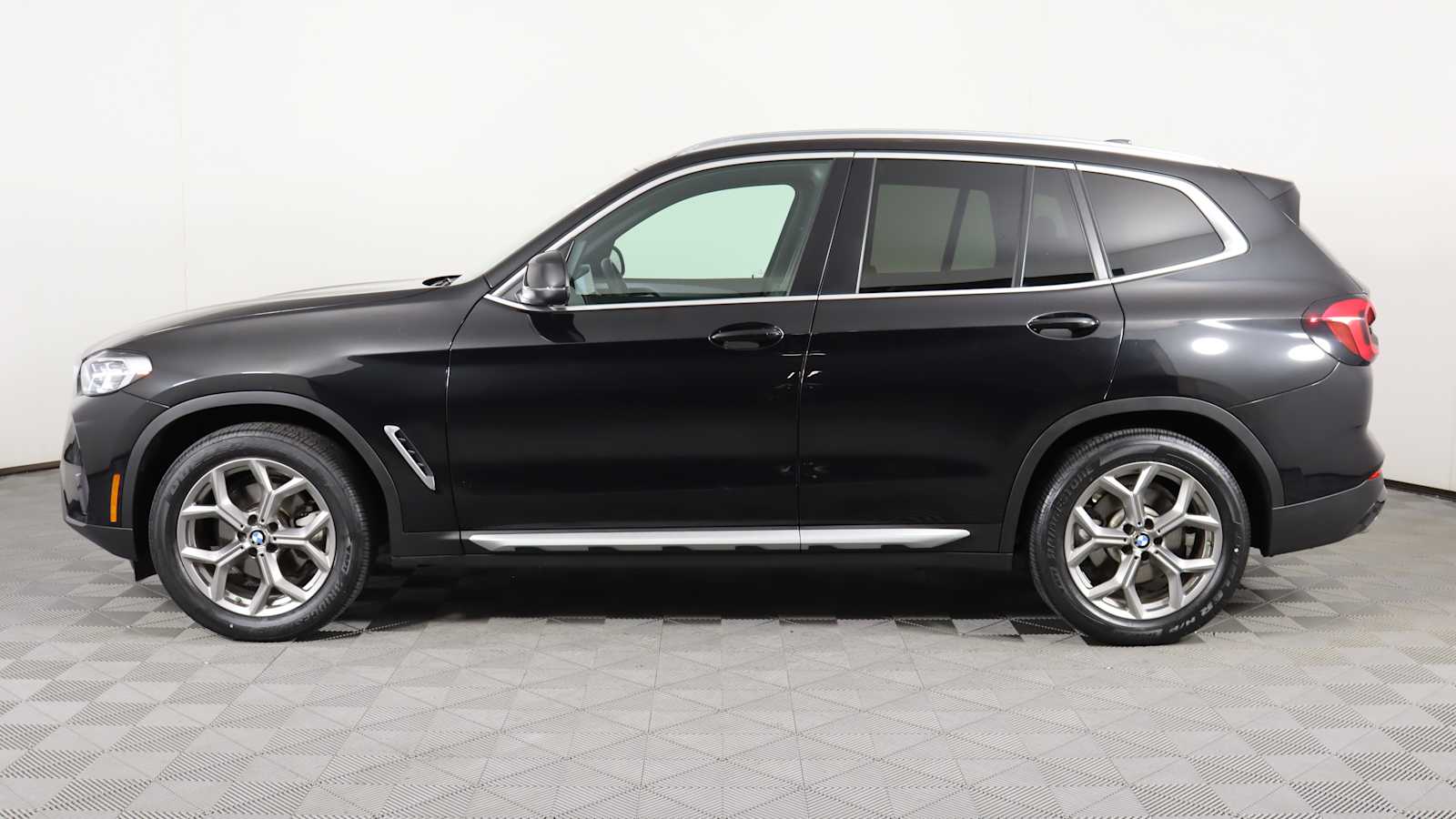 used 2022 BMW X3 car, priced at $38,898