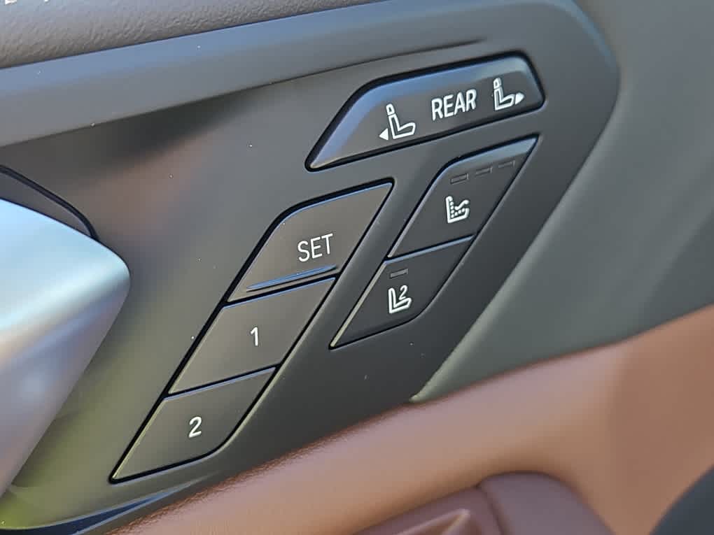 new 2026 BMW X7 car, priced at $99,315